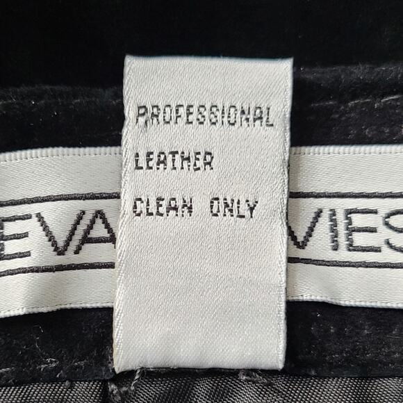 Evan Davies Black 100% Pig Suede Pleated Shorts Women’s Size 10 EUC Quiet Luxury - Picture 7 of 8